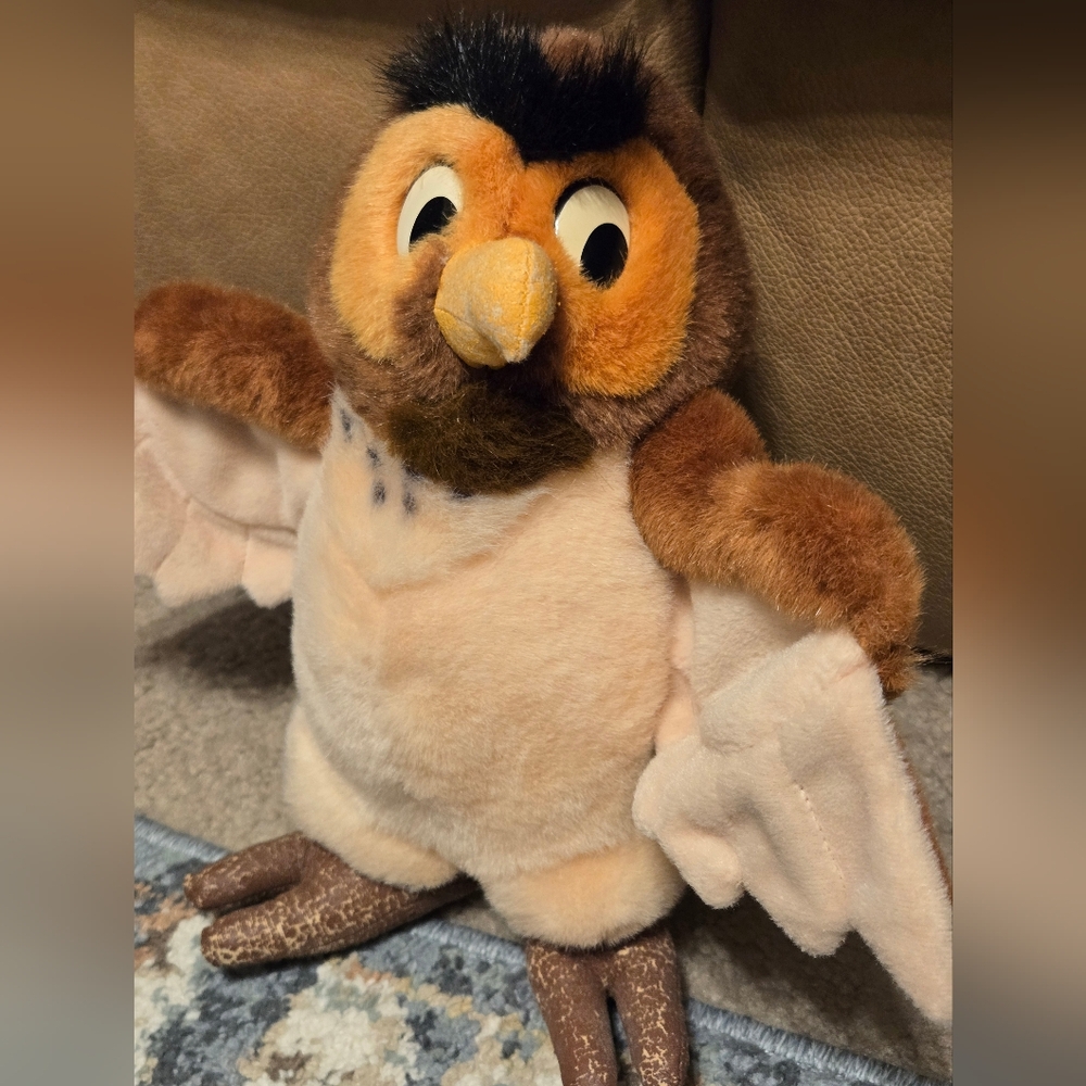 Vintage Disneyland Winnie The Pooh Owl Plush Toy
